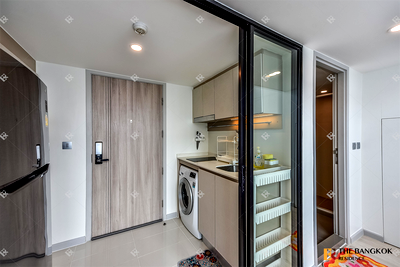 Condos for sale : KnightsBridge Prime Sathorn  Ready-to-move-in Condo, Great Value