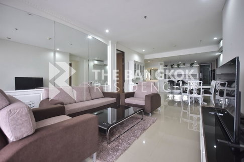 The Lakes Luxuriously Elevated Unit near BTS Asok
