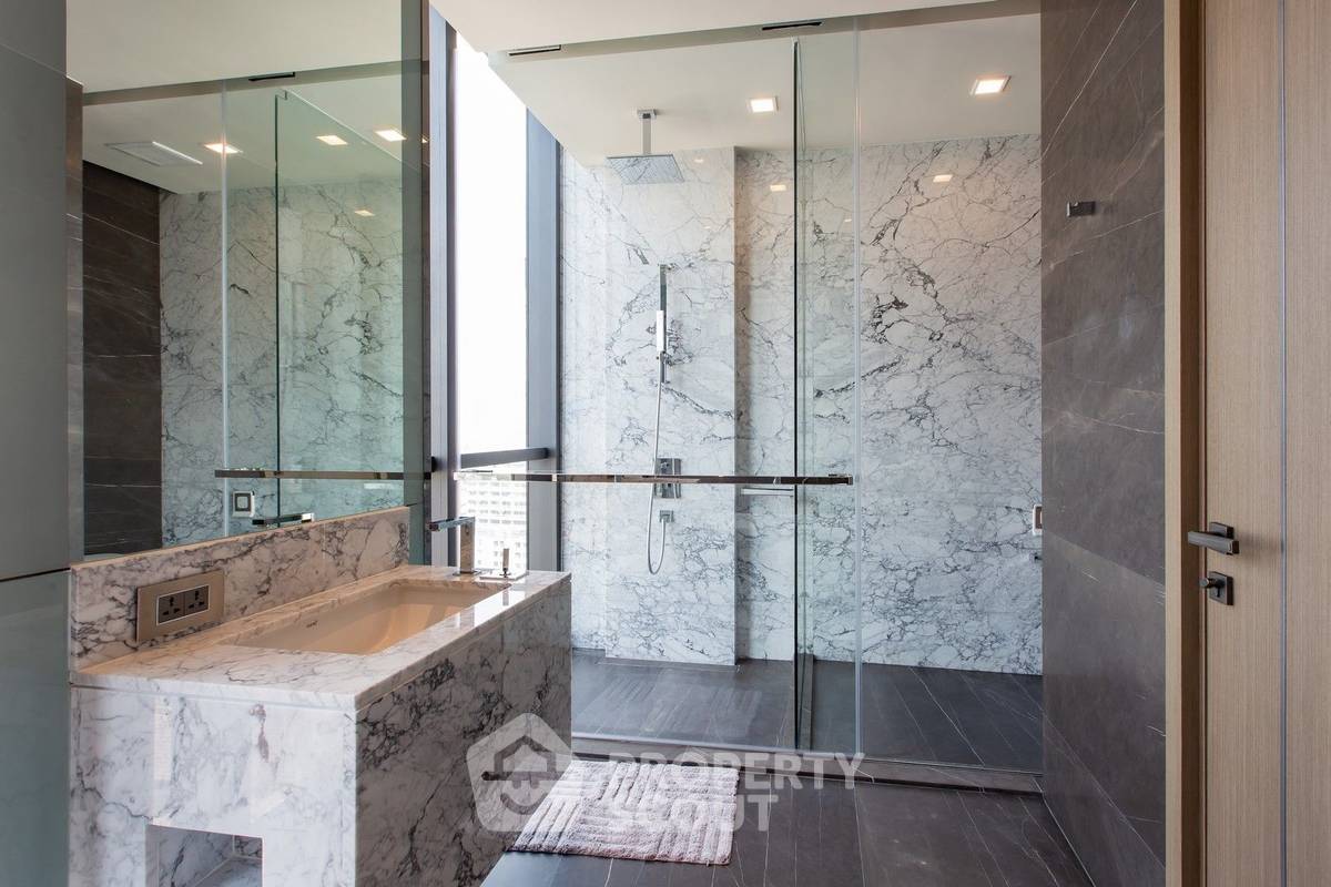 picture Spacious 2-BR 125 Sqm At The Monument Thonglo (ID 1860698) - 19/19