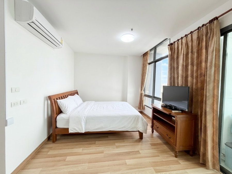 âĻ Cozy & Ready Steps to BTS! | Ideo Blucove Sukhumvit Studio 10K Fully furn By on-site agent | DM now for free tour âĄ