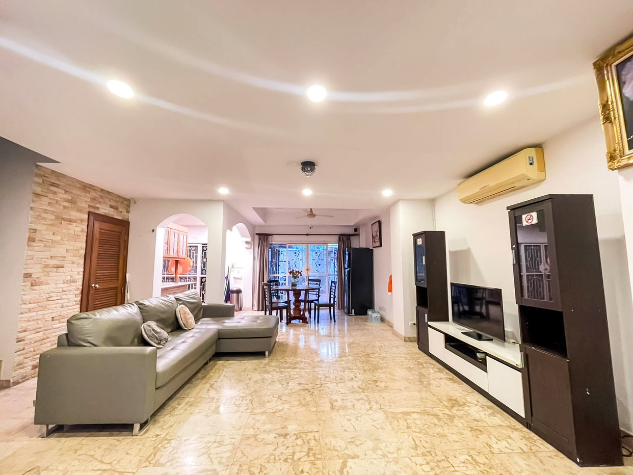 รูป 5 Bedroom Pool Villa for Sale Jomtien Pattaya - รูปที่ 3/23