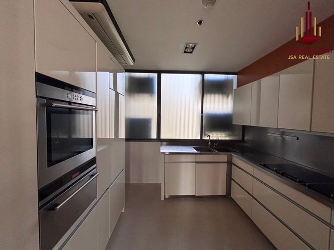 3-bed condo for rent, 167 sqm, Domus 18