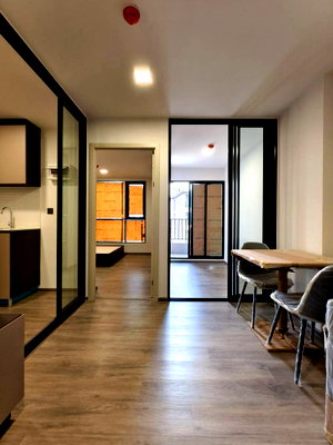 ขายคอนโด : ❤️💙(ขาย)ห้อง 1 Bedroom Plus 🌊วิวสระ  🏢คอนโด 𝐀𝐭𝐦𝐨𝐳 𝐏𝐚𝐥𝐚𝐜𝐢𝐨 𝐋𝐚𝐝𝐩𝐫𝐚𝐨 - 𝐖𝐚𝐧𝐠𝐡𝐢𝐧 