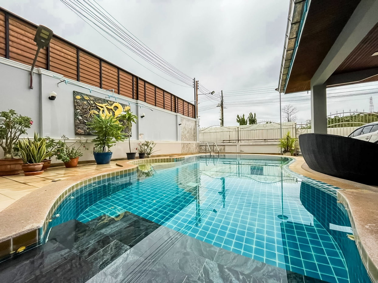 รูป 5 Bedroom Pool Villa for Sale Jomtien Pattaya - รูปที่ 2/23