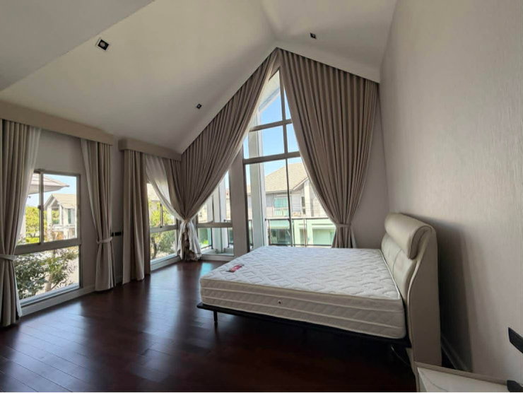 รูป 🏠 ขายด่วน ถูกที่สุดในโครงการ | Bangkok Boulevard Signature Ladprao-Serithai | บ้านเดี่ยวหลังใหญ่ ตกแต่งพร้อมเข้าอยู่ โครงการสไตล์ Luxury European - รูปที่ 3/12