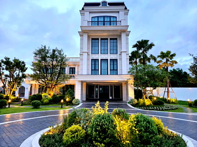 Houses for rent Chiang Mai : 🏡✨ Luxury 4-Storey Pool Villa for Rent at GrandVilla d’ Maalai, San Klang, San Kamphaeng, Chiang Mai