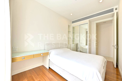 ขายคอนโด : ห้องหลุดจอง ราคาน่าคบหา คิว หลังสวน ใกล้ BTS สถานีราชดำริ