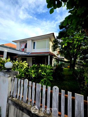 บ้านเดี่ยว ชลบุรี : บ้าน 3 ห้องนอน ขนาด 204 ตร.ม. ในเสม็ด ชลบุรี (ID 3243955)