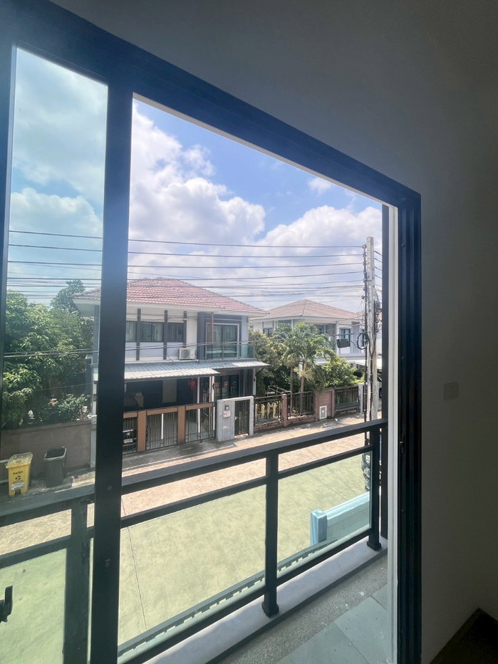 รูป ขายบ้านแฝดรีโนเวทใหม่ The Plant ปิ่นเกล้า-สาย 5 ทำเลดี ใกล้มหิดล พร้อมอยู่! - รูปที่ 18/19