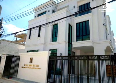 ขายบ้านเดี่ยว : ขาย บ้านเดี่ยว หมู่บ้าน THE MASTER เอกมัย – สุคนธสวัสดิ์ 3 ห้องนอน 4 ห้องน้ำ 4 ที่จอดรถ 54.7 ตร.ว   285.30 ตรม