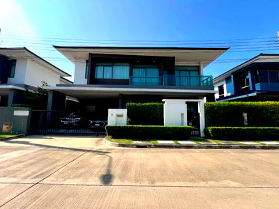 เช่าบ้านเดี่ยว ถนนศรีนครินทร์-ร่มเกล้า : เศรษฐสิริ กรุงเทพกรีฑา | 4 ห้องนอน | 260 ตร.ม. | Fully Furnished | Line: puttcapital