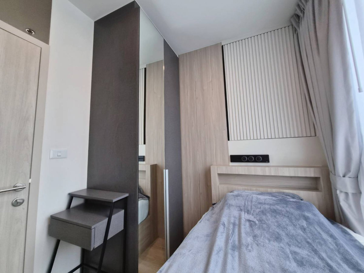 picture For Rent "𝐍𝐮𝐞 𝐃𝐢𝐬𝐭𝐫𝐢𝐜𝐭 𝐑𝟗 " 2 Bedrooms 1 Bathroom Size 35 Sqm. Floor 3  Near : MRT- Rama 9  - 18/21