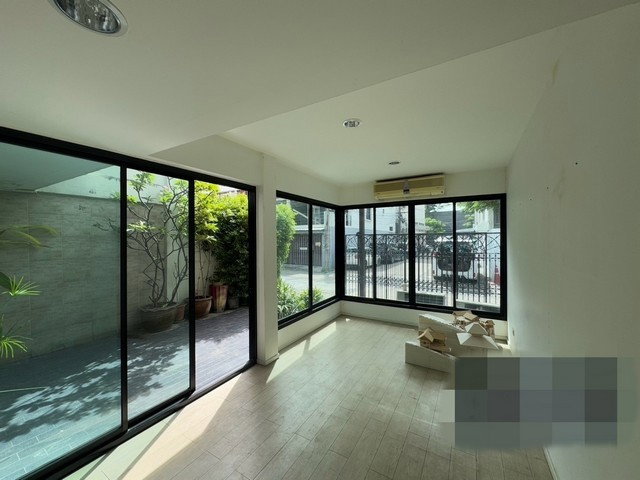 รูป BD1527 อาคารพาณิชย์ให้เช่า  สุขุมวิท 63 กรุงเทพมหานคร - รูปที่ 2/8