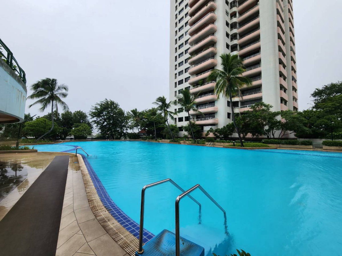 รูป คอนโดห้องใหญ่ วิวแม่น้ำเจ้าพระยา! ขาย Riverine Place Condominium (141.43 ตร.ม.) เพียง 8.74 ล้านบาท - รูปที่ 2/38