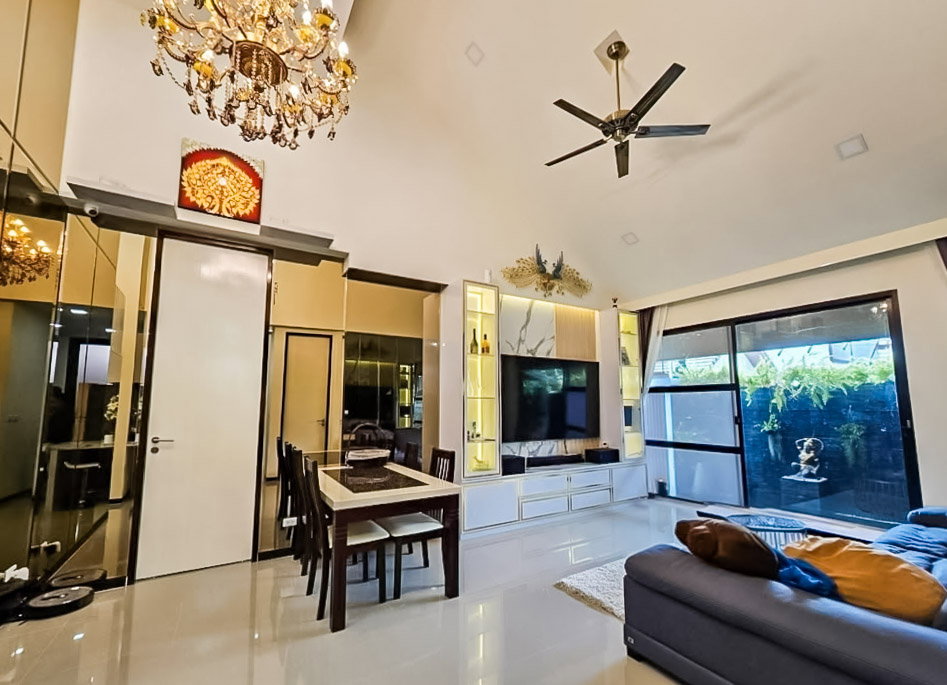 รูป Beautifully Designed 2 Bedroom House for Rent Huai Yai Pattaya - รูปที่ 2/17