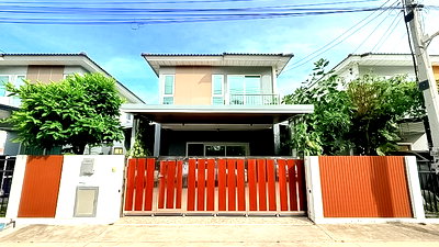 Houses for sale Bang Lamung Chonburi : Modern House for Sale Thung Klom Tan Man 3Bed Fully Furnished