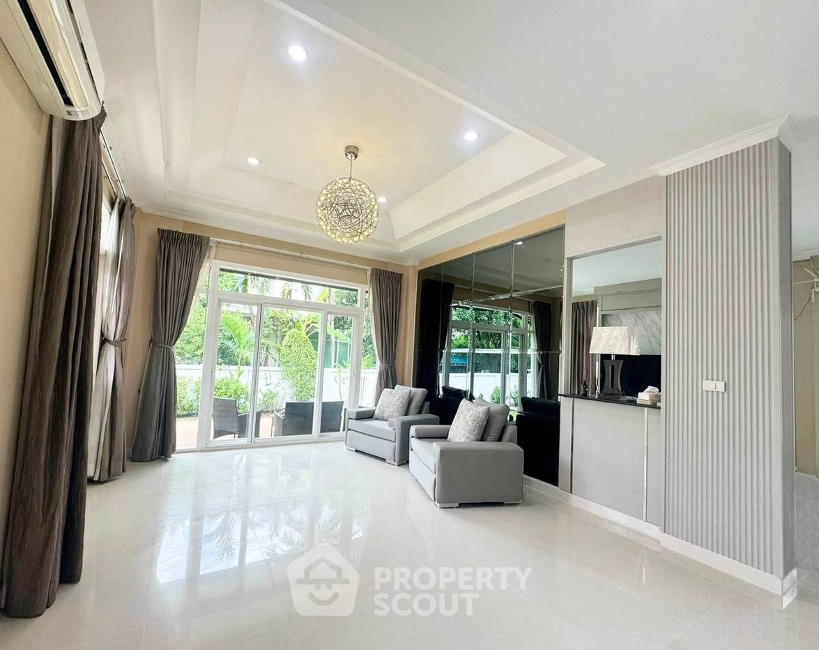 รูป บ้าน 3 ห้องนอน พื้นที่ 288 ตร.ม. ในประเวศ กรุงเทพฯ (ID 3243957) - รูปที่ 10/14