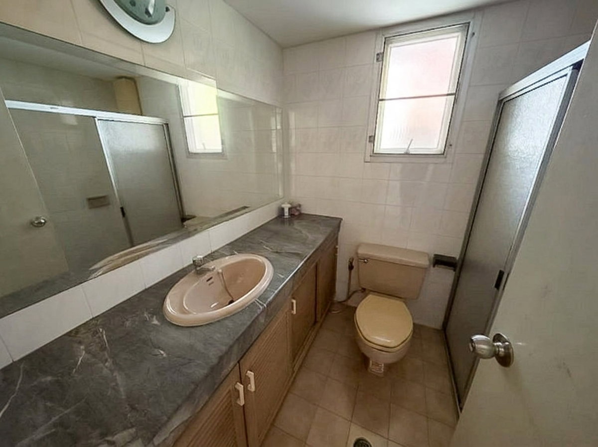 รูป House for Sale Na Jomtien Pattaya 3 Bedrooms - รูปที่ 10/11