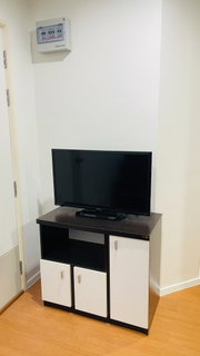 รูปภาพ Condo for rent, Lumpini Park Rattanathibet-Ngamwongwan (1 bedroom), 21st floor, Building C, near MRT Bang Kraso station (approximately 50 meters).