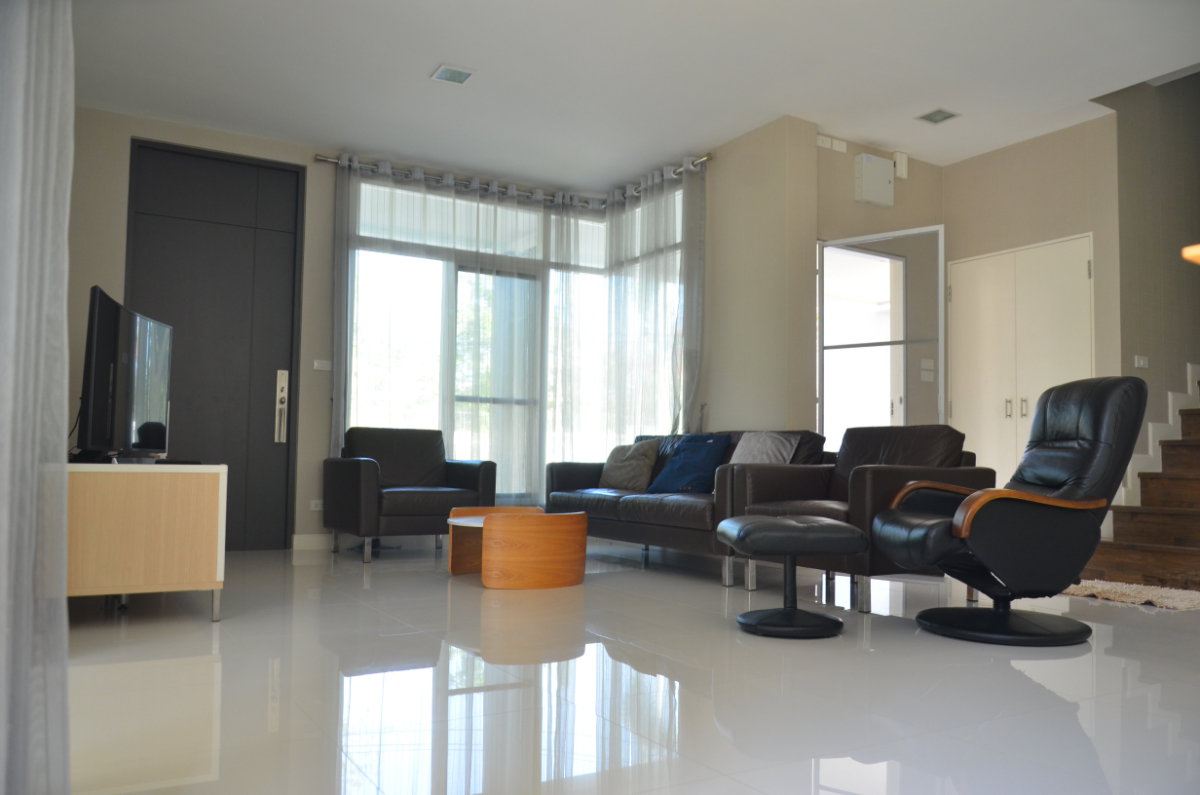 picture A PLACE TO LIVE WITH DOI SUTHEP & LAKE VIEW  - 12/29