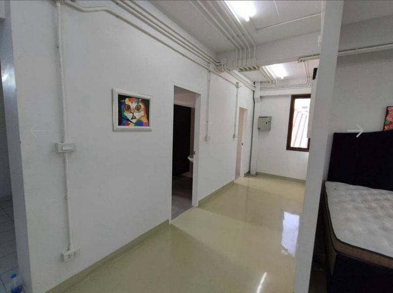 รูป ให้เช่าอาคารสำนักงาน อ่อนนุช 70/1 | 4.5 ชั้น | พื้นที่ใช้สอย 675 ตร.ม. | มีรั้วส่วนตัว | เหมาะทำ Office / Showroom / Clinic / Online Warehouse - รูปที่ 10/14