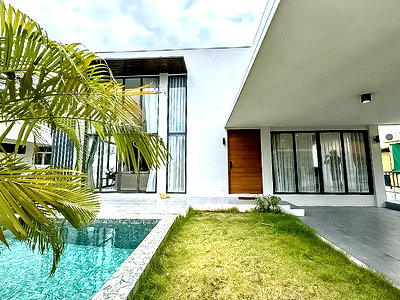 Houses for sale Bang Lamung Chonburi : Premium Private House for Sale Naklua Pattaya 3Bed Private Pool
