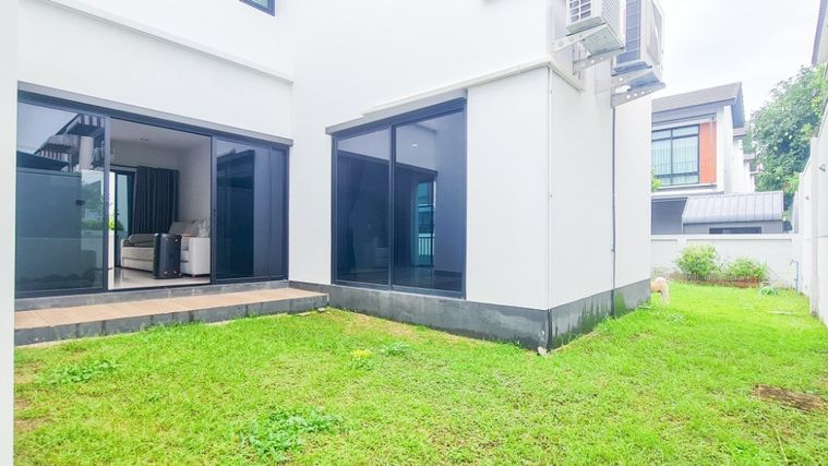 5-bed house for rent, 210 sqm, 61.1 sq wah, The Embrace