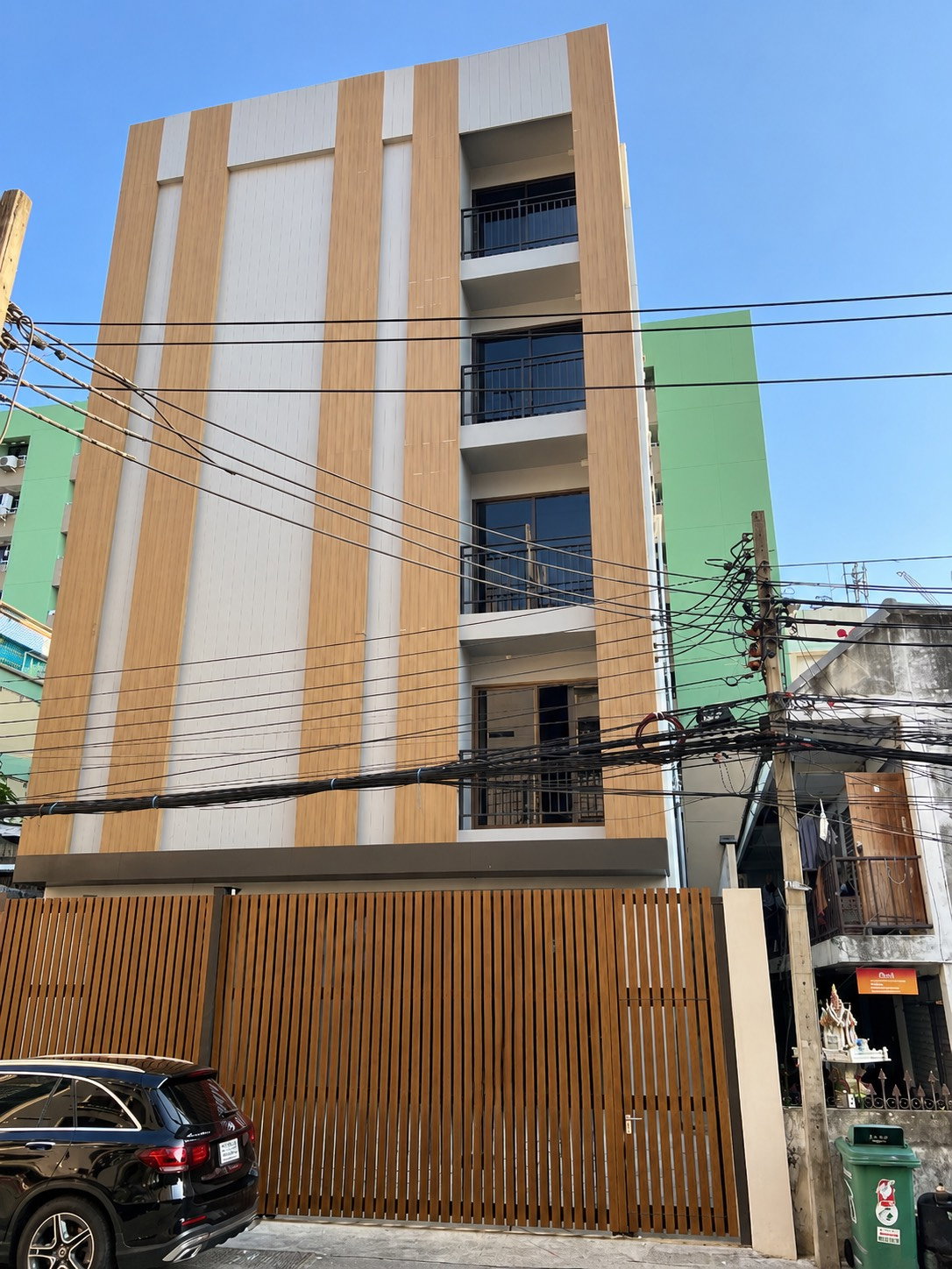 🏢✨ ให้เช่า Home Office / อาคารสำนักงาน 5 ชั้น | ทำเลห้วยขวาง เดินทางสะดวก เพียง 600 เมตร ถึง MRT