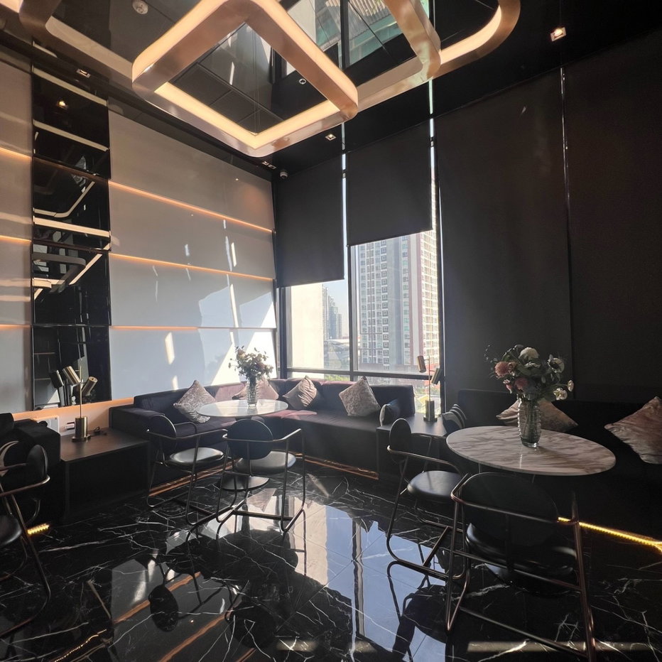 picture Altitude Unicorn Sathorn-Tha Phra - 15/23
