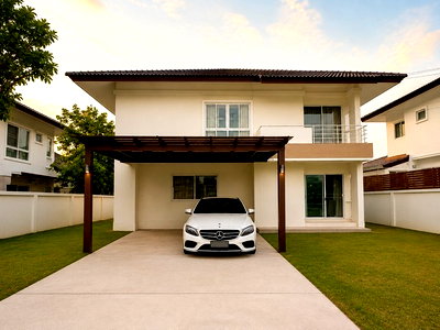 Houses for rent The Paseo Park Kanchanaphisek : 			HU7711 Detached House For Rent   Chom Ploen Ville Bangkok          