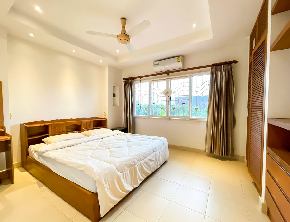 รูป 5 Bedroom Pool Villa for Sale Jomtien Pattaya - รูปที่ 10/23
