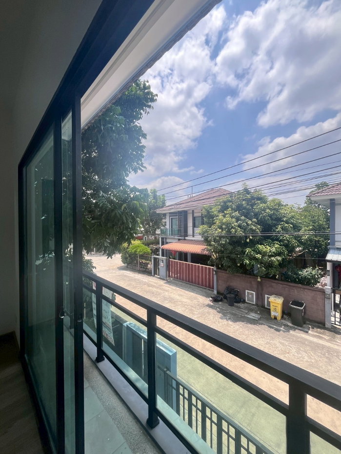 รูป ขายบ้านแฝดรีโนเวทใหม่ The Plant ปิ่นเกล้า-สาย 5 ทำเลดี ใกล้มหิดล พร้อมอยู่! - รูปที่ 19/19