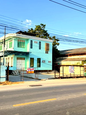 ที่ดิน วิทยาลัยการจัดการเพชรเกษม : ที่ดินบางบอน3 พร้อมโครงบ้าน ติดถนน 