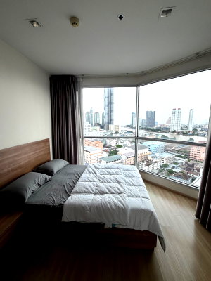 Condos for rent : Condo for rent : thyrhm sathron floor 19  38 sq m2  river view