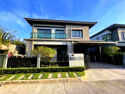 Houses for rent : 			HU7721 Detached House For Rent    Venue Flow Rama 5 Nonthaburi          