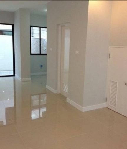 3-bed house for rent, 10 sqm, 18 sq wah, Nong Khaem