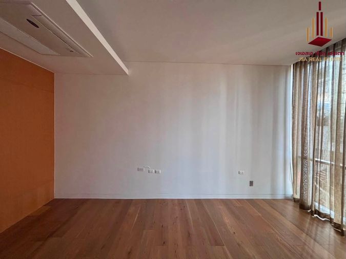 3-bed condo for rent, 167 sqm, Domus 18