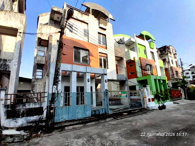 บ้านเดี่ยว วิทยาลัยศิลปหัตถกรรมกรุงเทพ : บ้านเดี่ยว 37 ตร.วา เขตบางกะปิ กรุงเทพมหานคร 7.7M