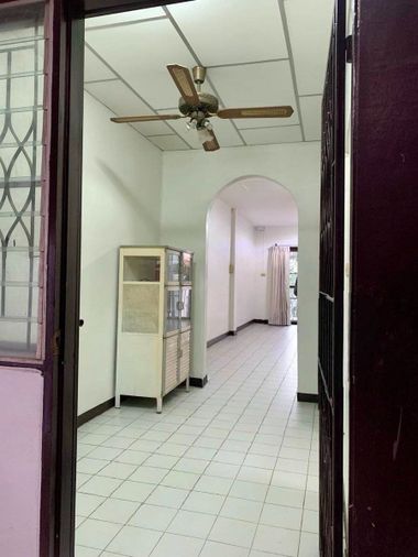 ขายทาวน์โฮม 4 ห้องนอน 18 ตร.ว. เกษรา คลาสสิคโฮม
