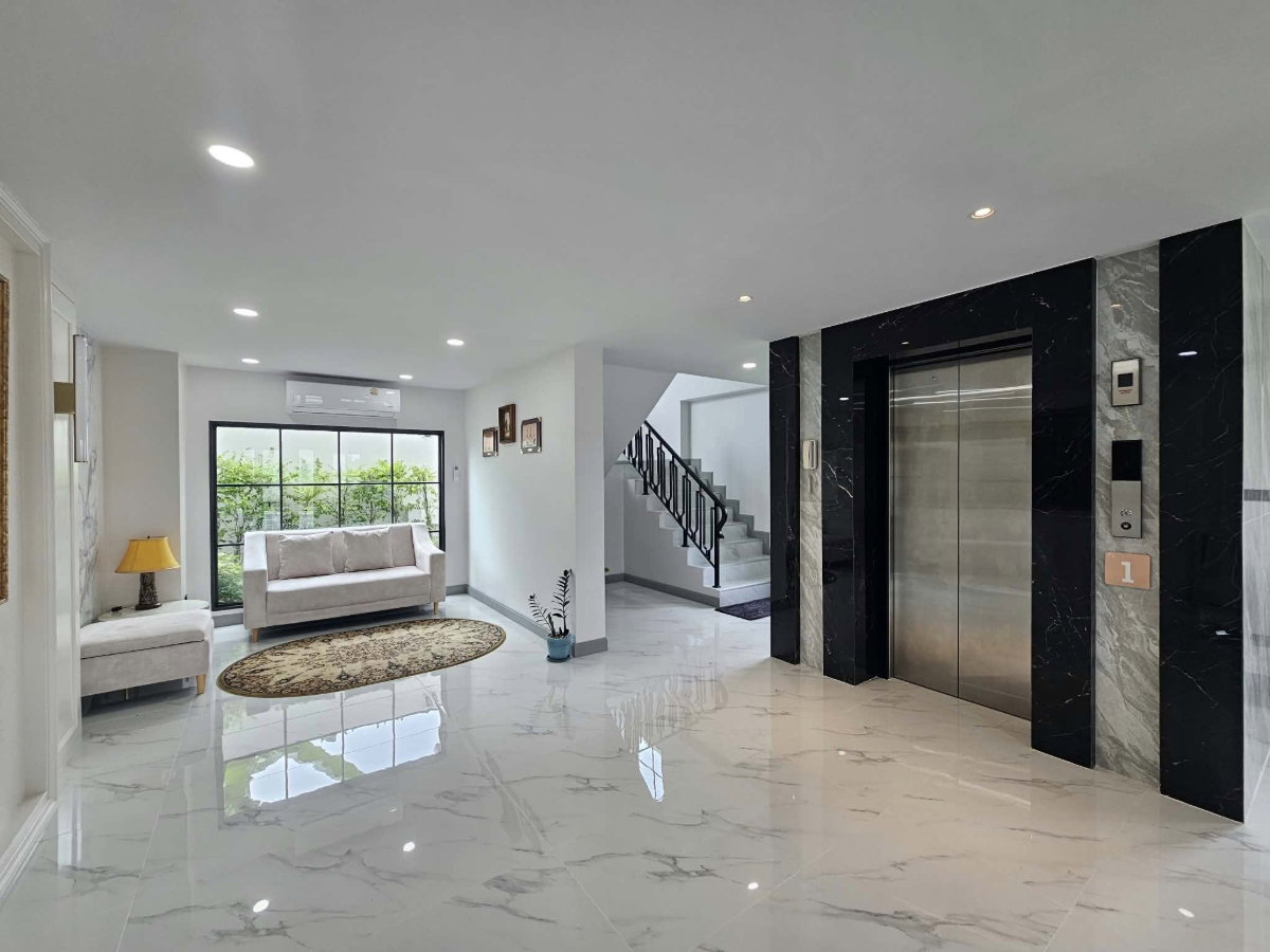 รูป 🏡✨ ให้เช่าพูลวิลล่าหรู 4 ชั้น GrandVilla d’ Maalai พร้อมสระว่ายน้ำส่วนตัวและลิฟต์  #สันกำแพง เชียงใหม่  #A5-V0059 - รูปที่ 11/22