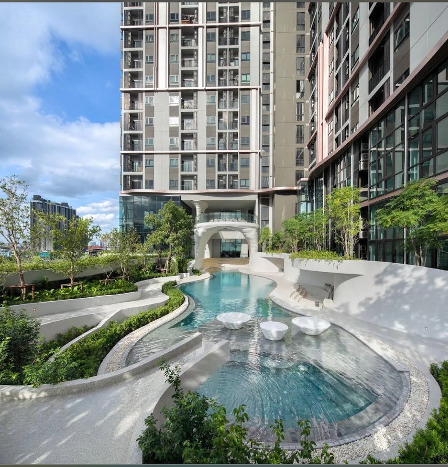 picture Altitude Unicorn Sathorn-Tha Phra - 10/23