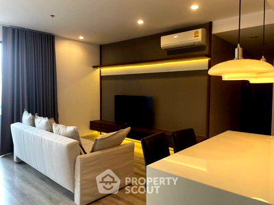Condos for rent : 15th-Floor 2-BR Condo At Ideo Mobi Sukhumvit 66 Near BTS Udom Suk (ID 3243972)