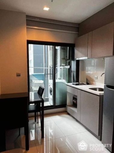 1-bed condo for rent, 32 sqm, Life Asoke - Rama 9