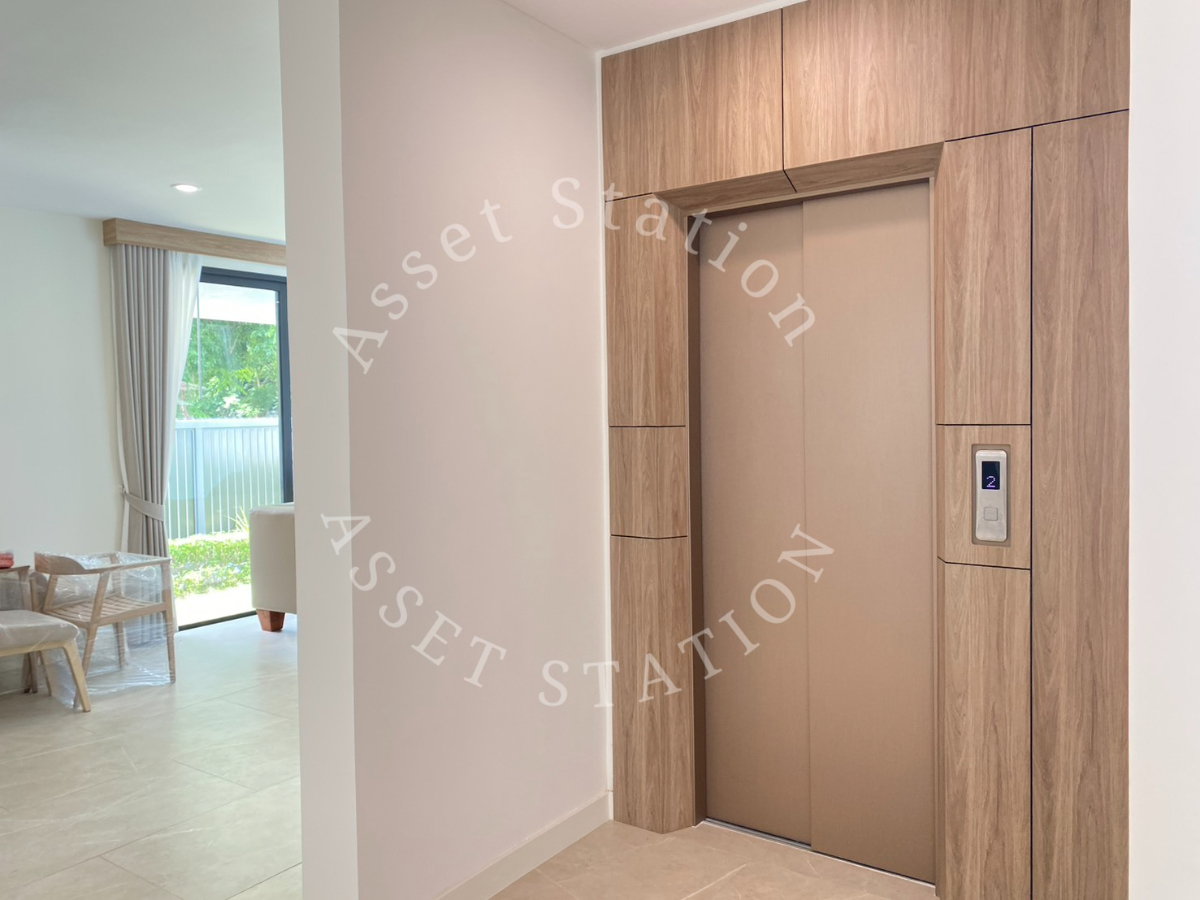picture ST. MORITZ Vibhavadi, near Bang Bua BTS Station and Sripatum University. - 7/12
