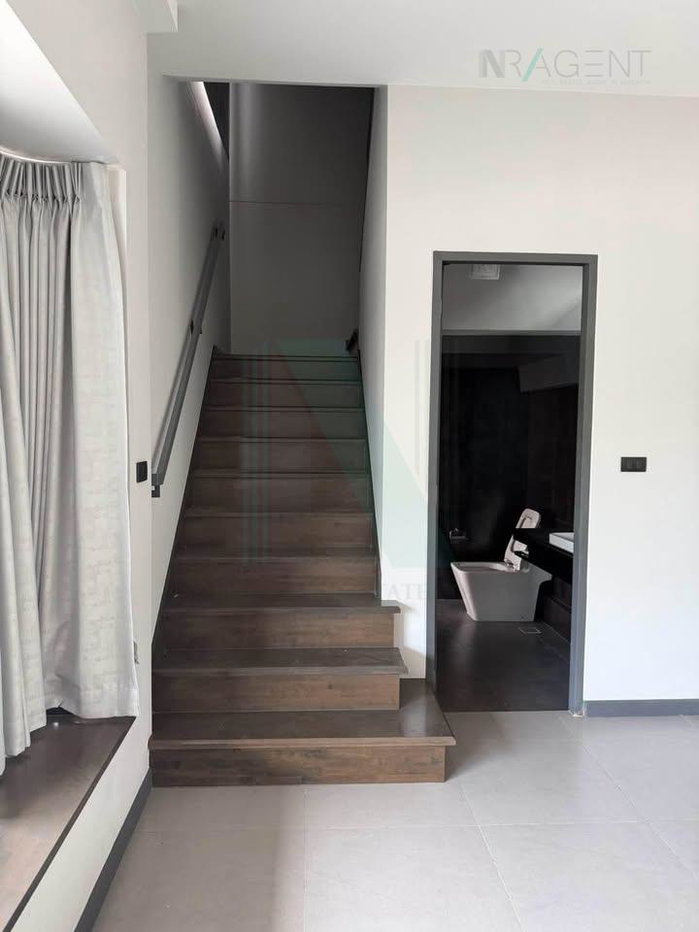 รูป 📌 ขายบ้านเดี่ยว โครงการ วีเว่ บางนา กม. 7 2 ชั้น 3 ห้องนอน 4 ห้องน้ำ - รูปที่ 3/8