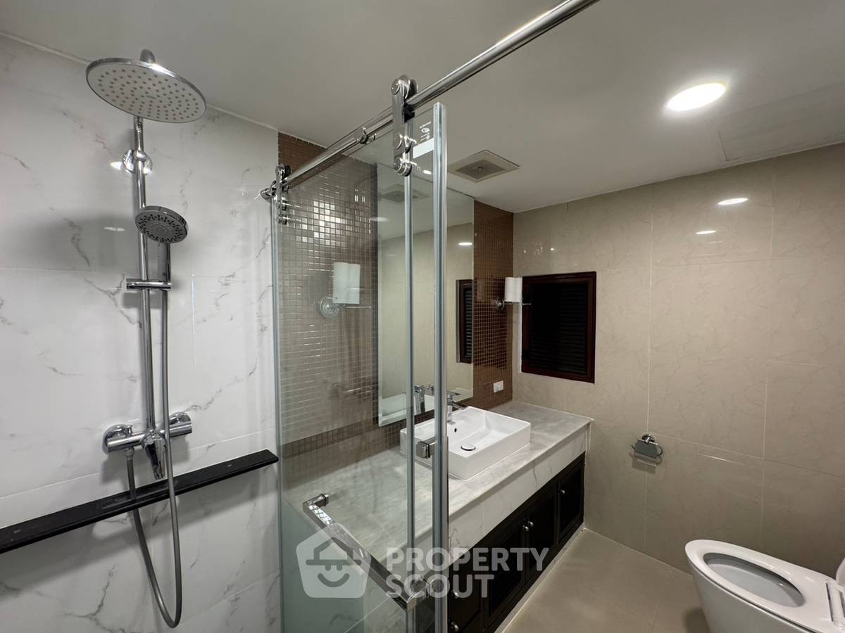 รูป คอนโด 2 ห้องนอน ขาย Lake Green ชั้น 22 ใกล้ BTS อโศก (ID 1580238) - รูปที่ 14/15