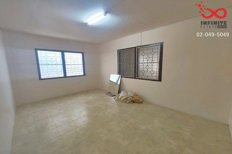 4-bed house for sale, 99 sq wah, Wang Thonglang