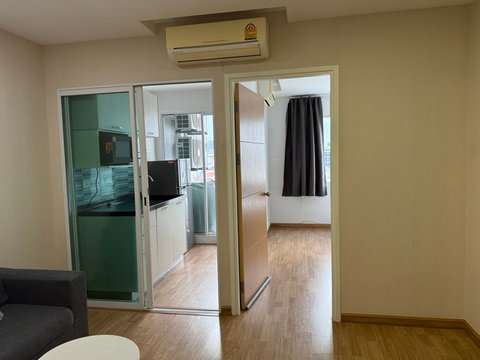 ❣️Ratchada 19🌈Condo for rent next to MRT Ratchada, only 700 meters, 8 minutes walk, 1 bedroom, 30 sq.m.🥳 Washing machine, TV, refrigerator, micro
