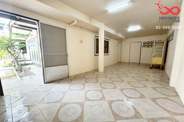 4-bed house for sale, 99 sq wah, Wang Thonglang