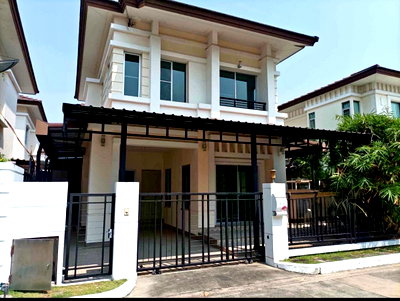 Houses for rent Bangna Commercial College : For rent Centro Sukhumvit 113 near BTS Samrong